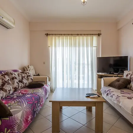 Apollonium Beach Flats And Villas فيلة