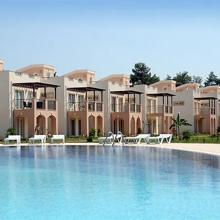 Apollonium Beach Flats And Villas أكبوك